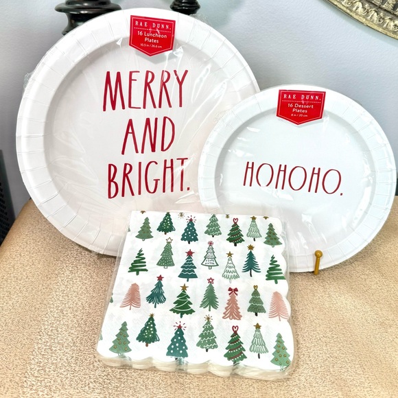 NWT Rae Dunn MERRY and BRIGHT/ HO HO HO🎄Plate Bundle - Picture 1 of 4